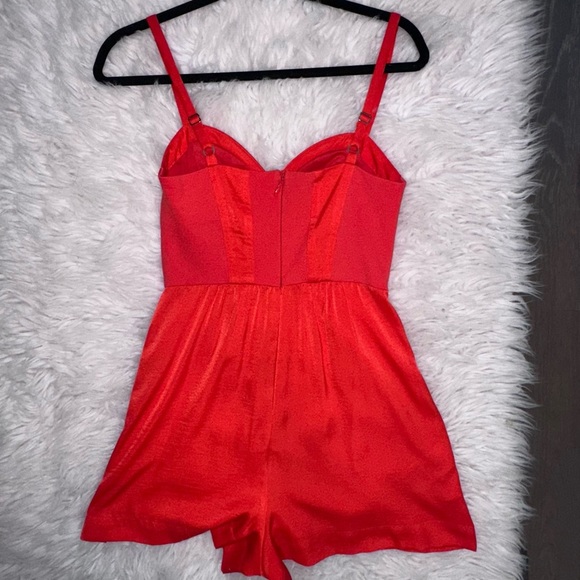BCBG MAXAZRIA Romper - Picture 3 of 6
